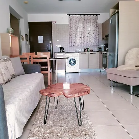 Nissi Area,ground Floor Flat, Free Internet Agia Napa