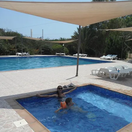Nissi Area,ground Floor Flat, Free Internet